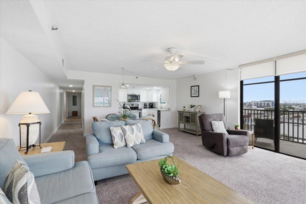 Image 7 of 59 For 15400 Gulf Blvd  501