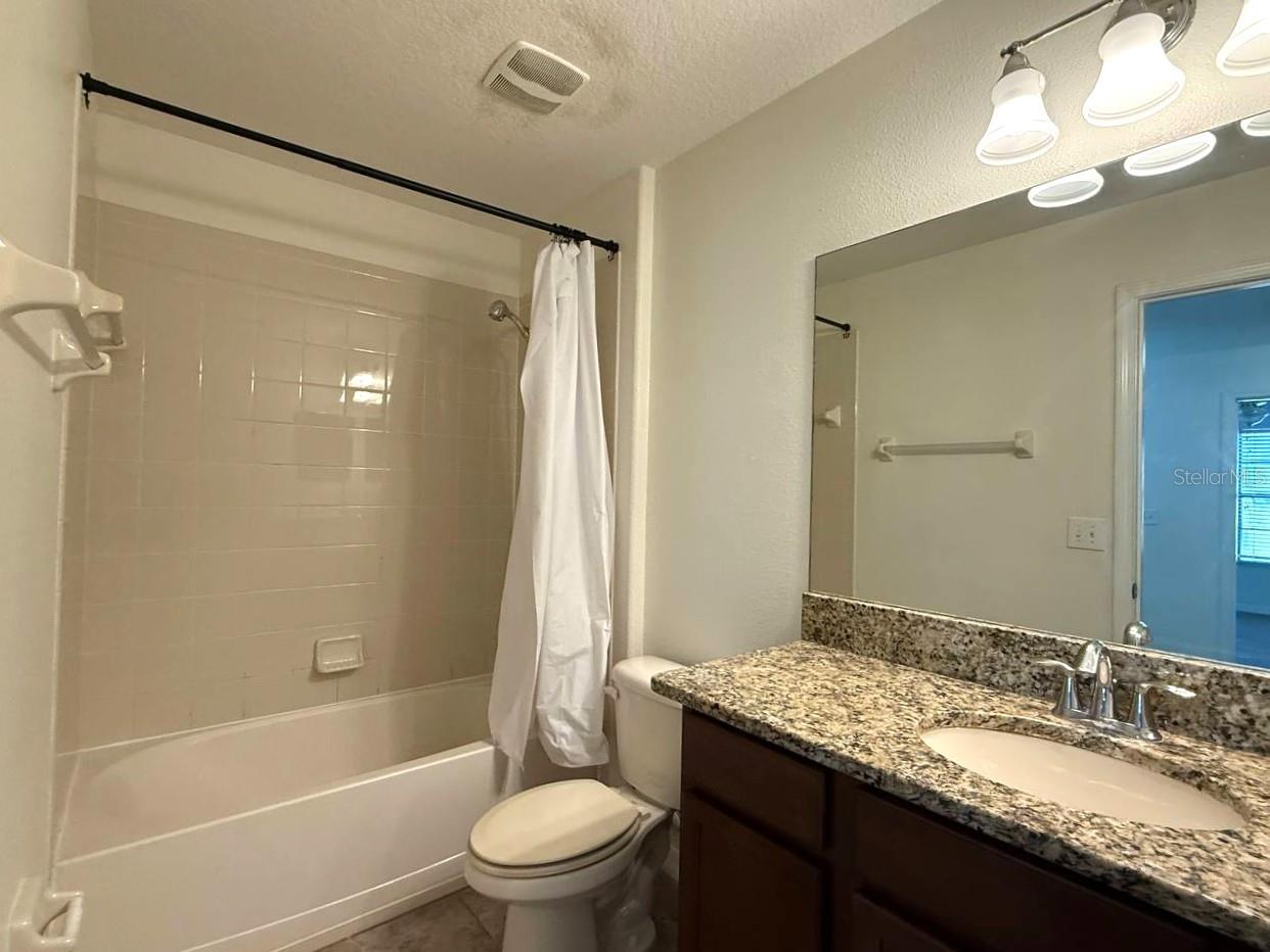 Image 15 of 27 For 20023 Date Palm Way