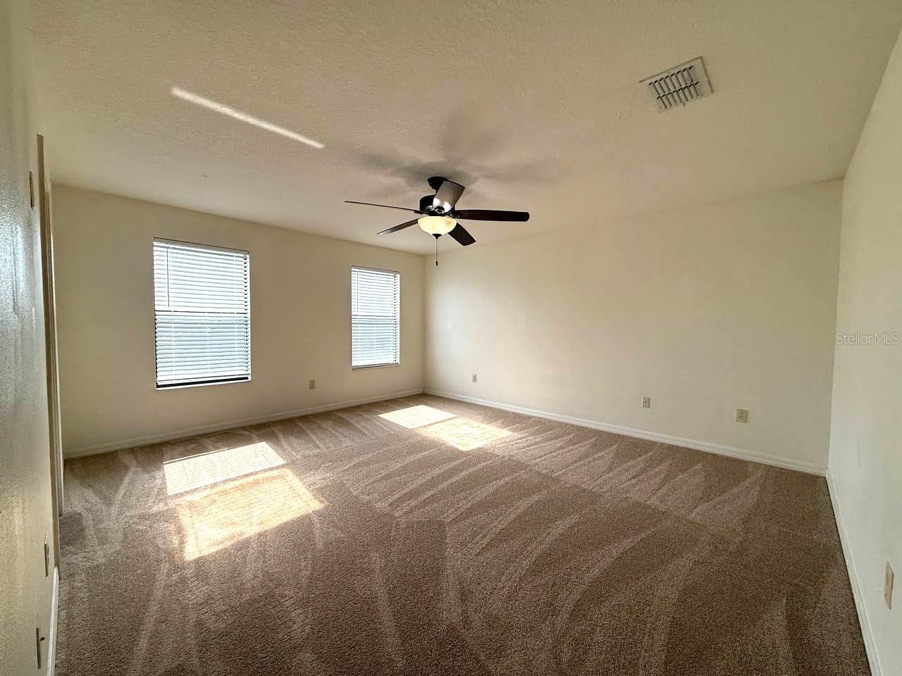 Image 19 of 27 For 20023 Date Palm Way