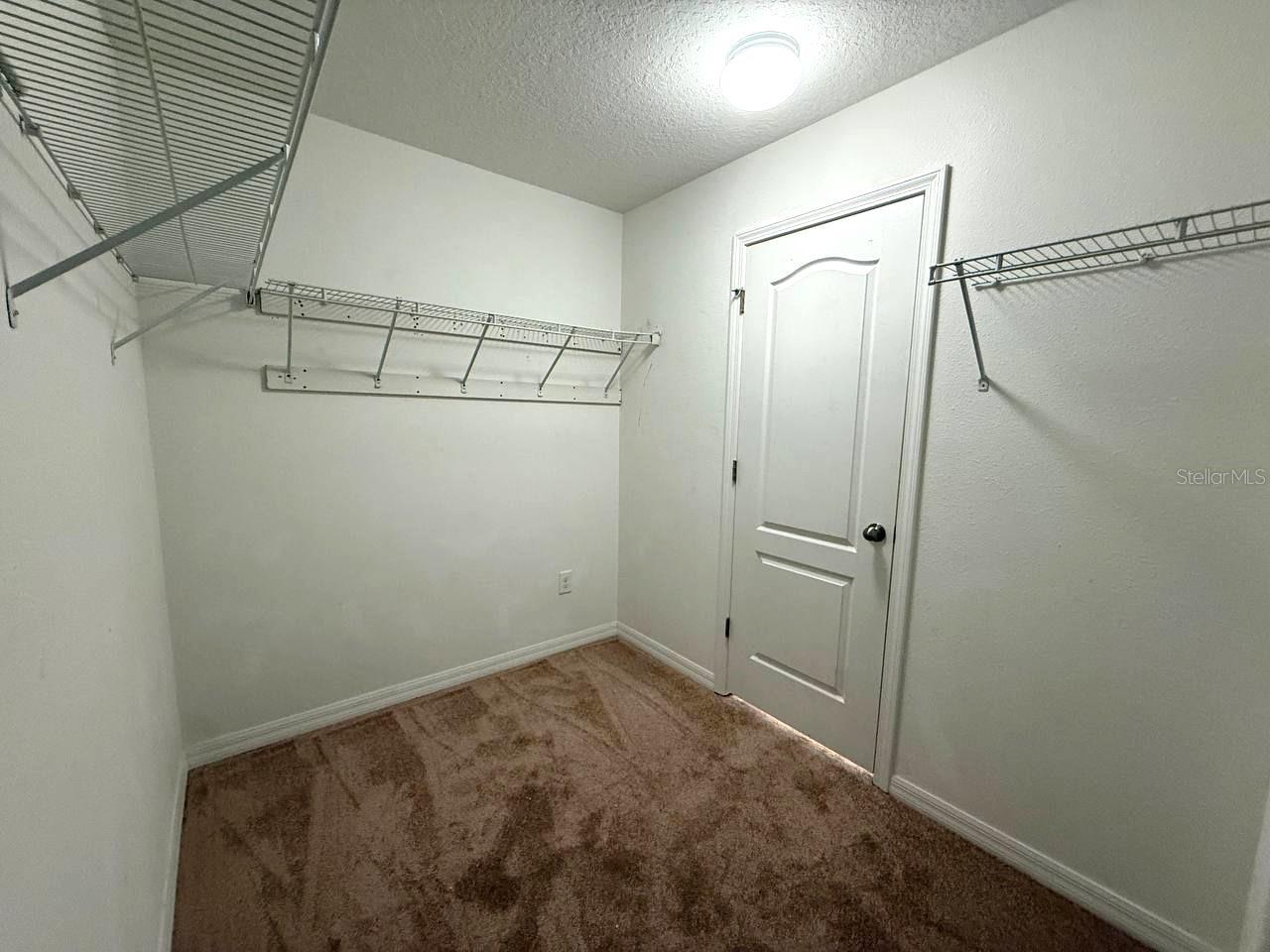 Image 22 of 27 For 20023 Date Palm Way