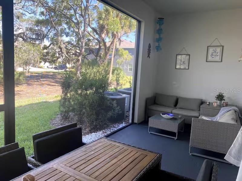 Image 12 of 14 For 8618 Palmer Park Circle