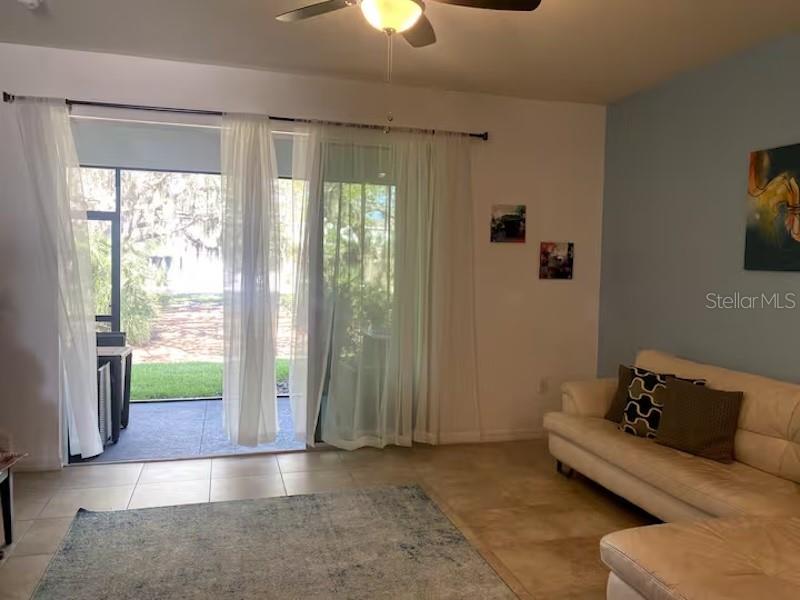 Image 5 of 14 For 8618 Palmer Park Circle