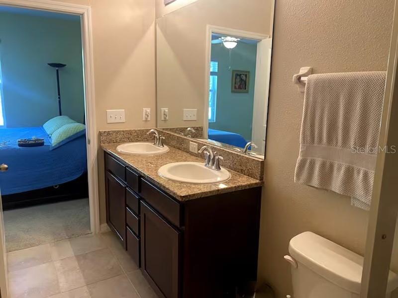 Image 8 of 14 For 8618 Palmer Park Circle