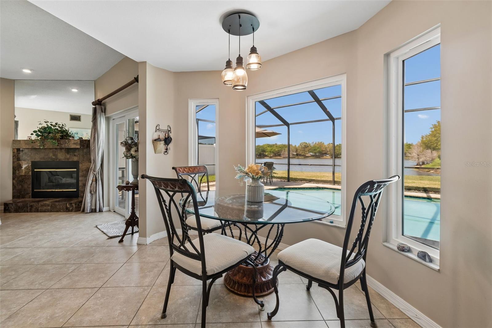 Image 19 of 54 For 11415 Whispering Hollow