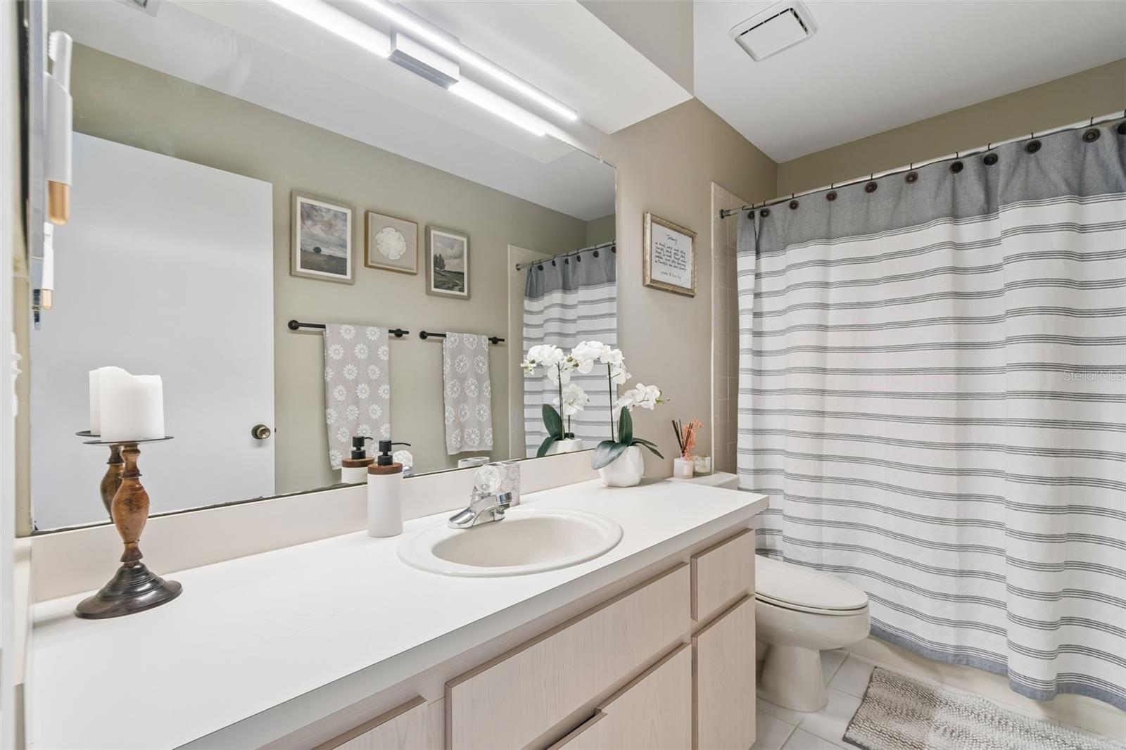 Image 26 of 54 For 11415 Whispering Hollow