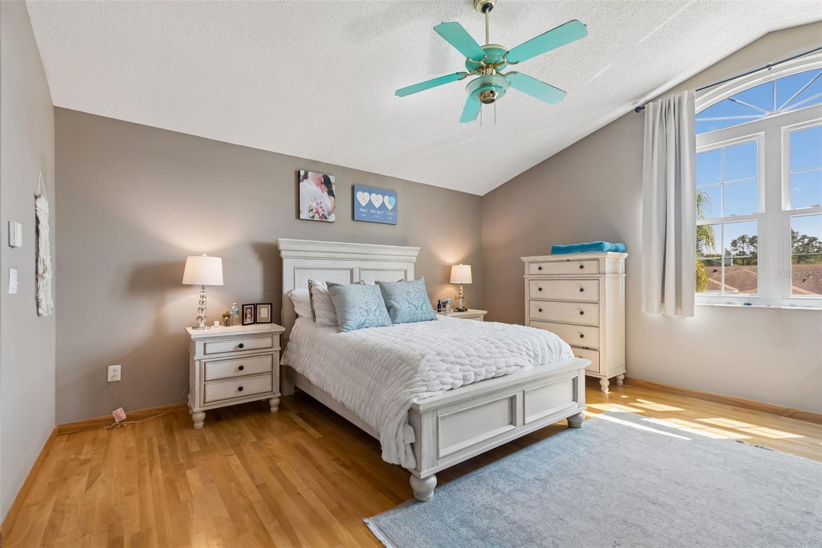 Image 4 of 54 For 11415 Whispering Hollow