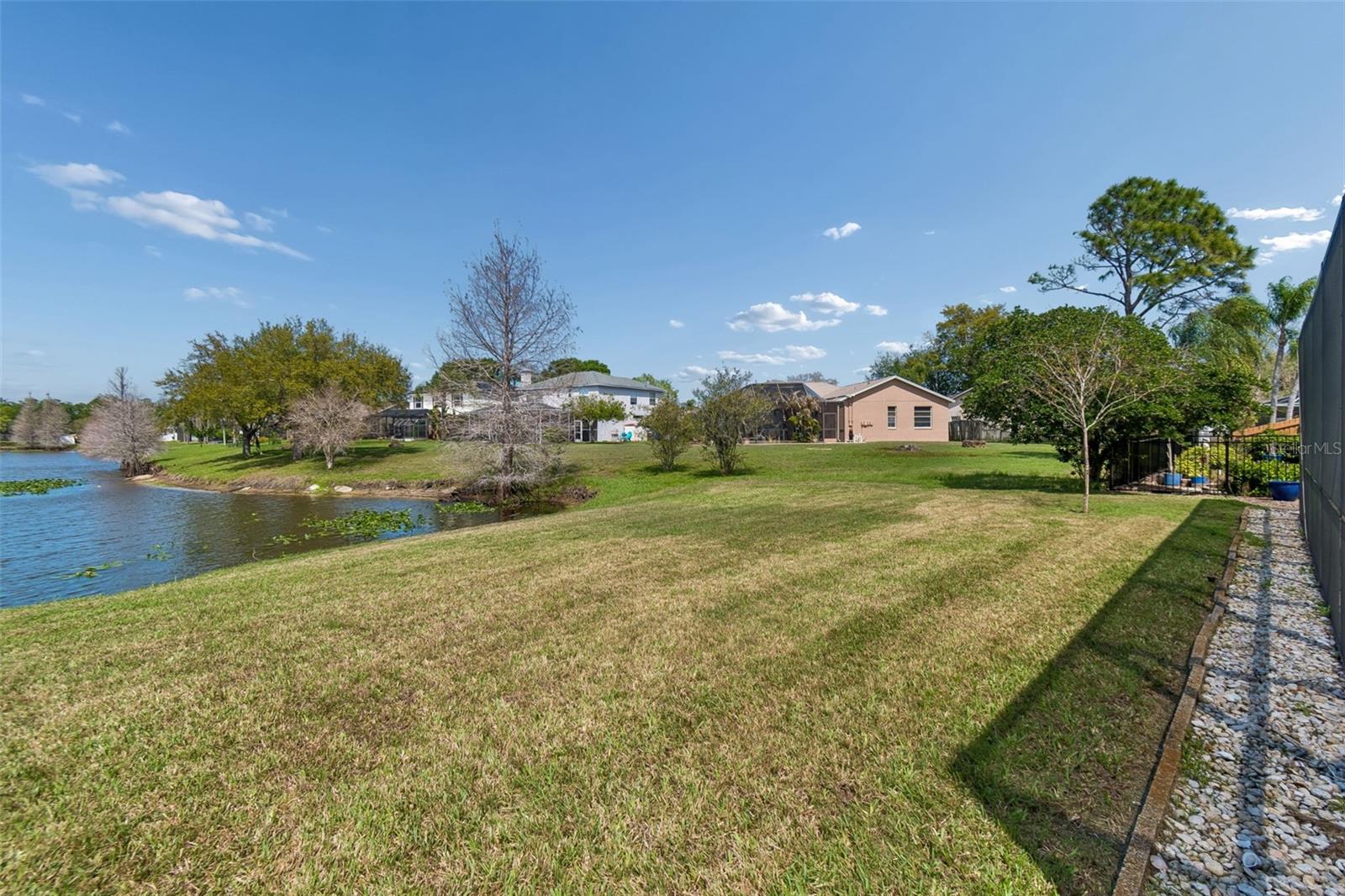 Image 40 of 54 For 11415 Whispering Hollow