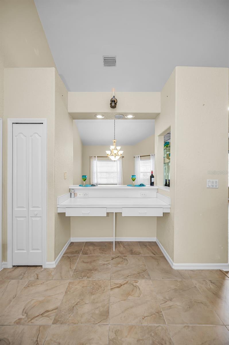 Image 18 of 86 For 2175 Oak Forest Lane