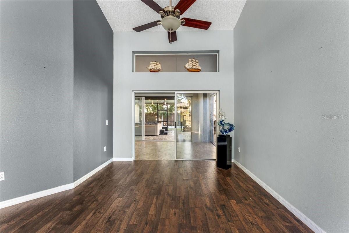 Image 11 of 54 For 9112 Calle Alta