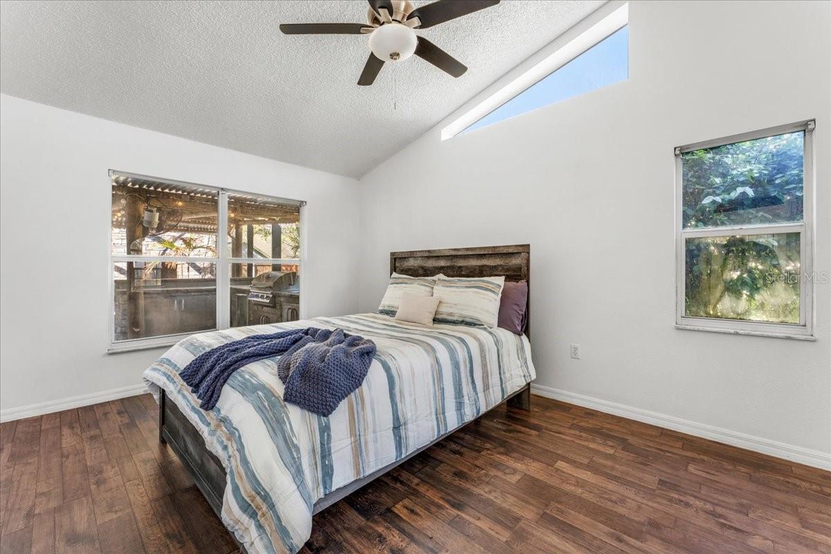 Image 24 of 54 For 9112 Calle Alta