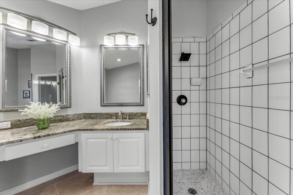 Image 30 of 54 For 9112 Calle Alta