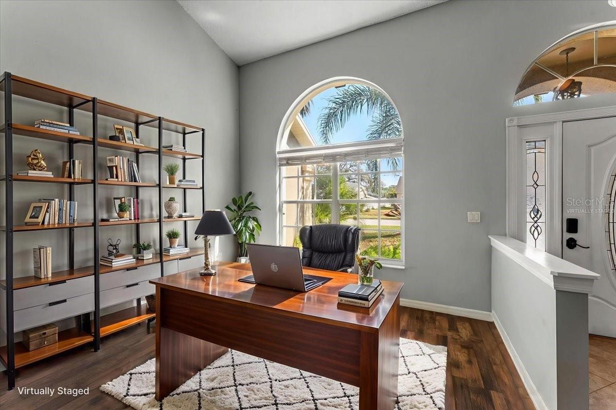 Image 6 of 54 For 9112 Calle Alta