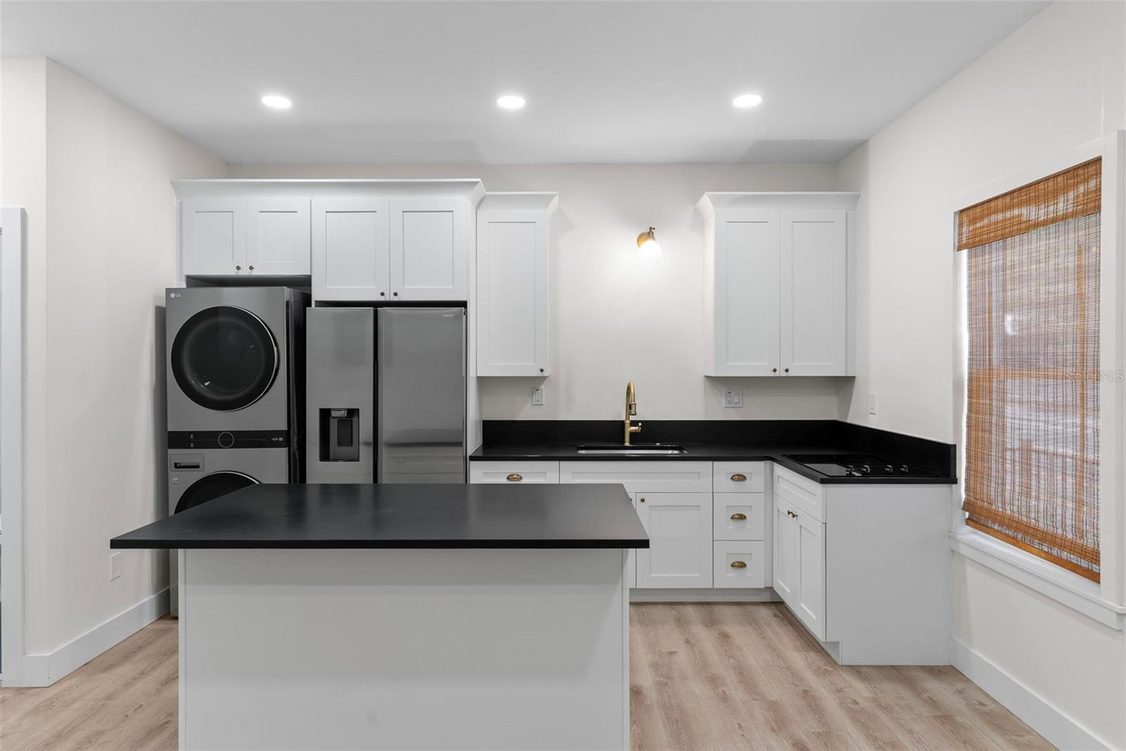 Image 26 of 37 For 4501 Highland Avenue