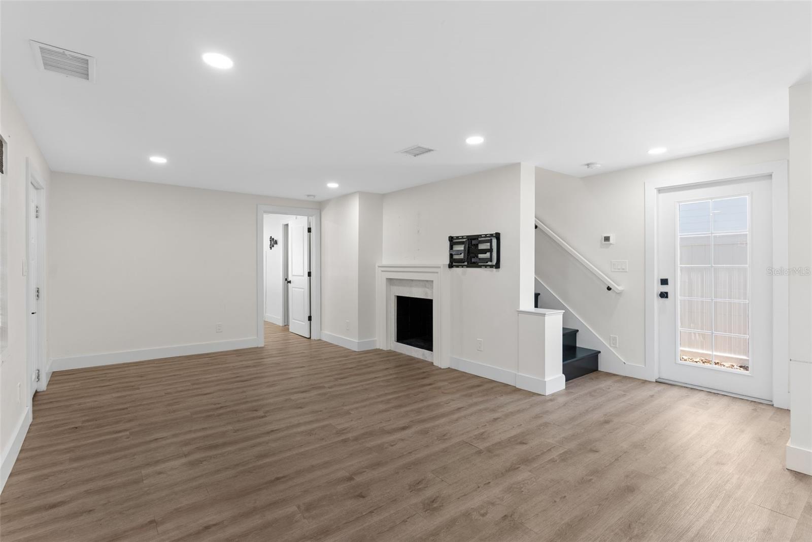 Image 8 of 37 For 4501 Highland Avenue