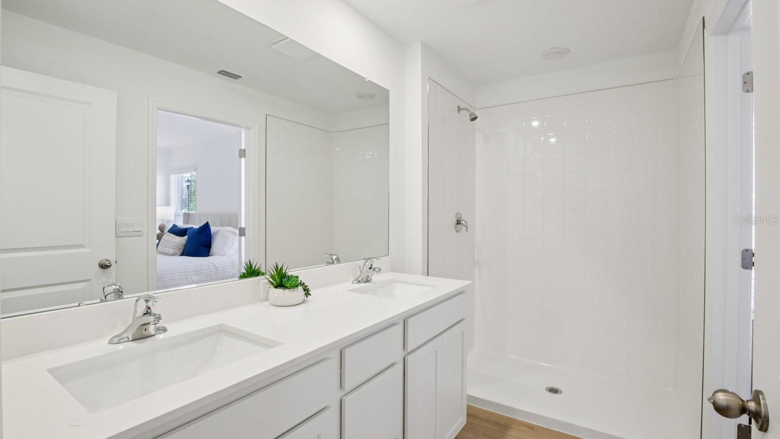 Image 22 of 31 For 12038 Noble Chase Path