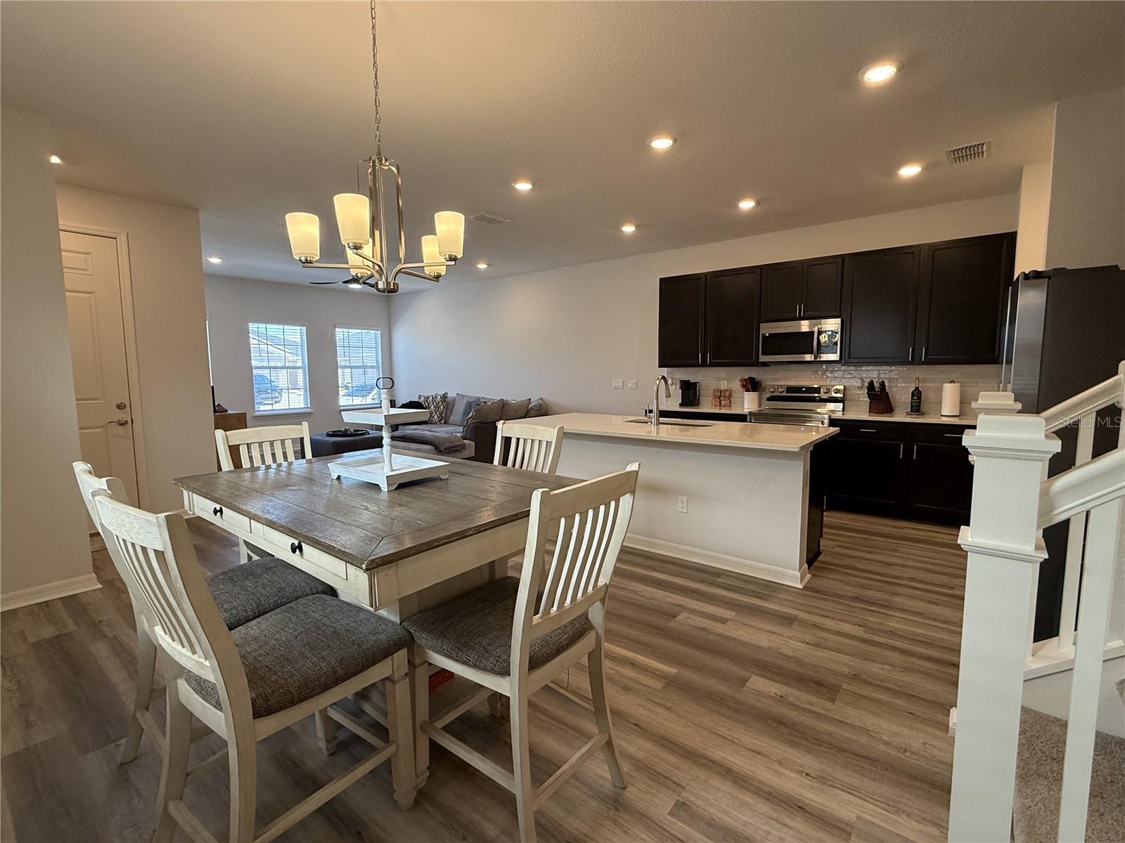 Image 13 of 44 For 390 Windy Willow Way