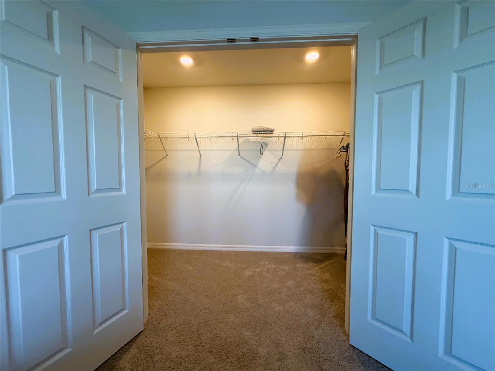 Image 17 of 44 For 390 Windy Willow Way