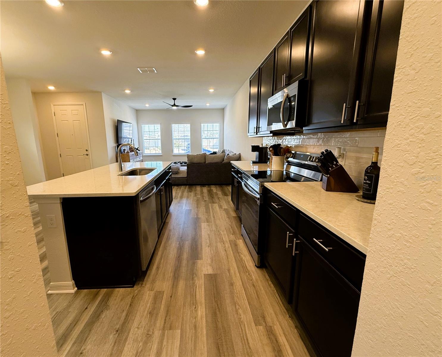 Image 8 of 44 For 390 Windy Willow Way