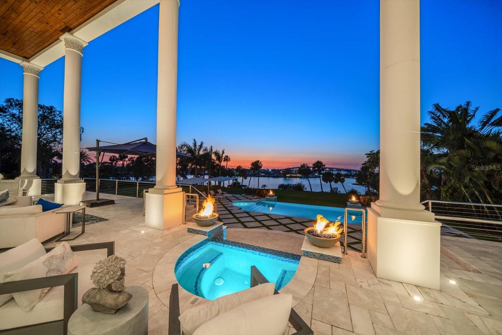 Image 11 of 50 For 110 Harbor View Lane