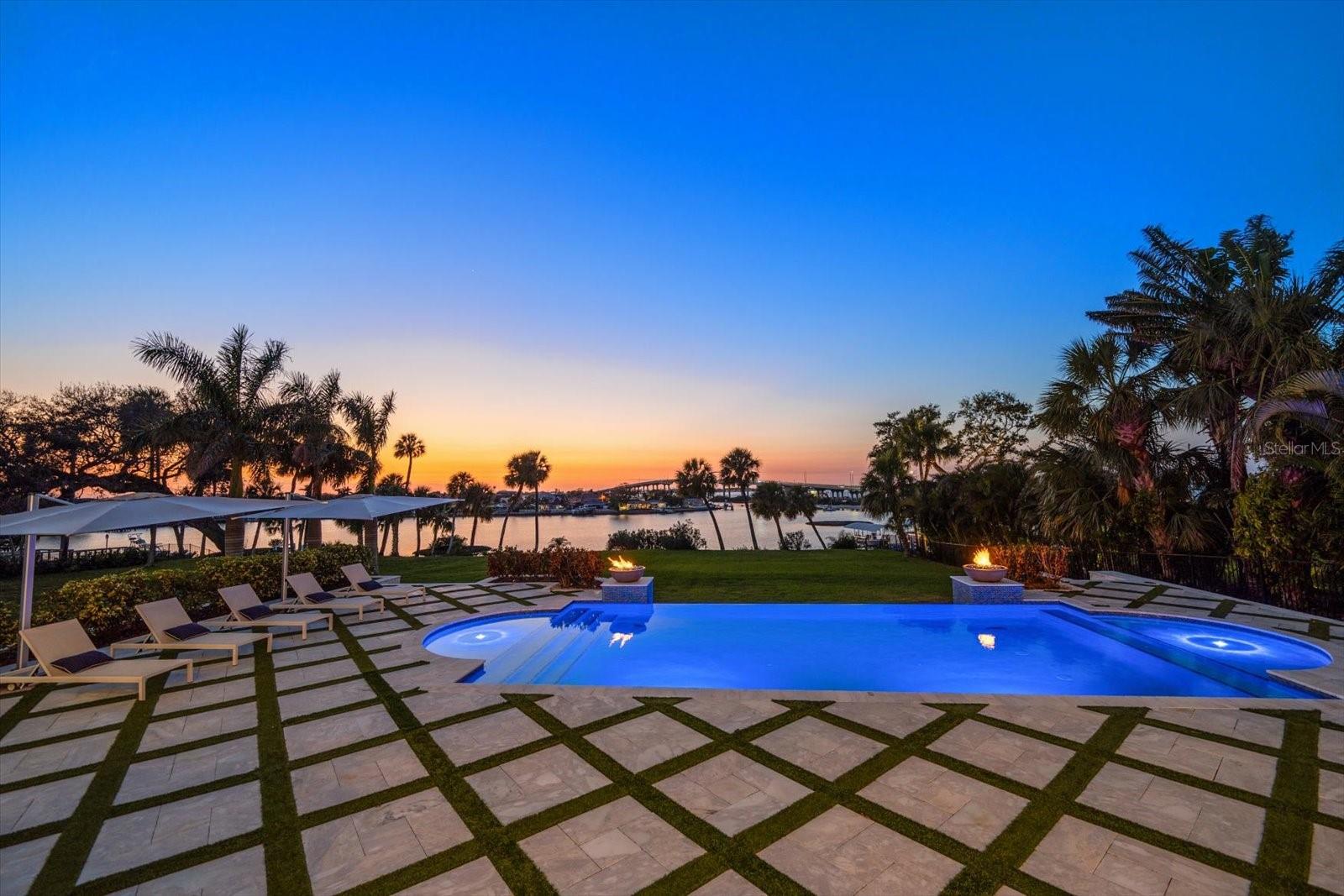 Image 43 of 50 For 110 Harbor View Lane