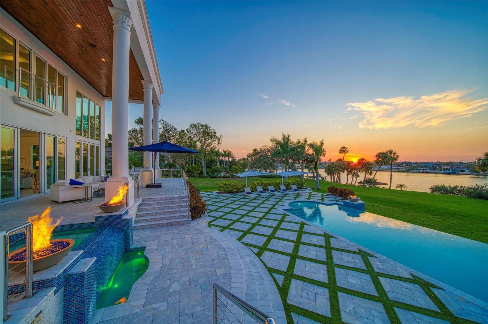 Image 5 of 50 For 110 Harbor View Lane