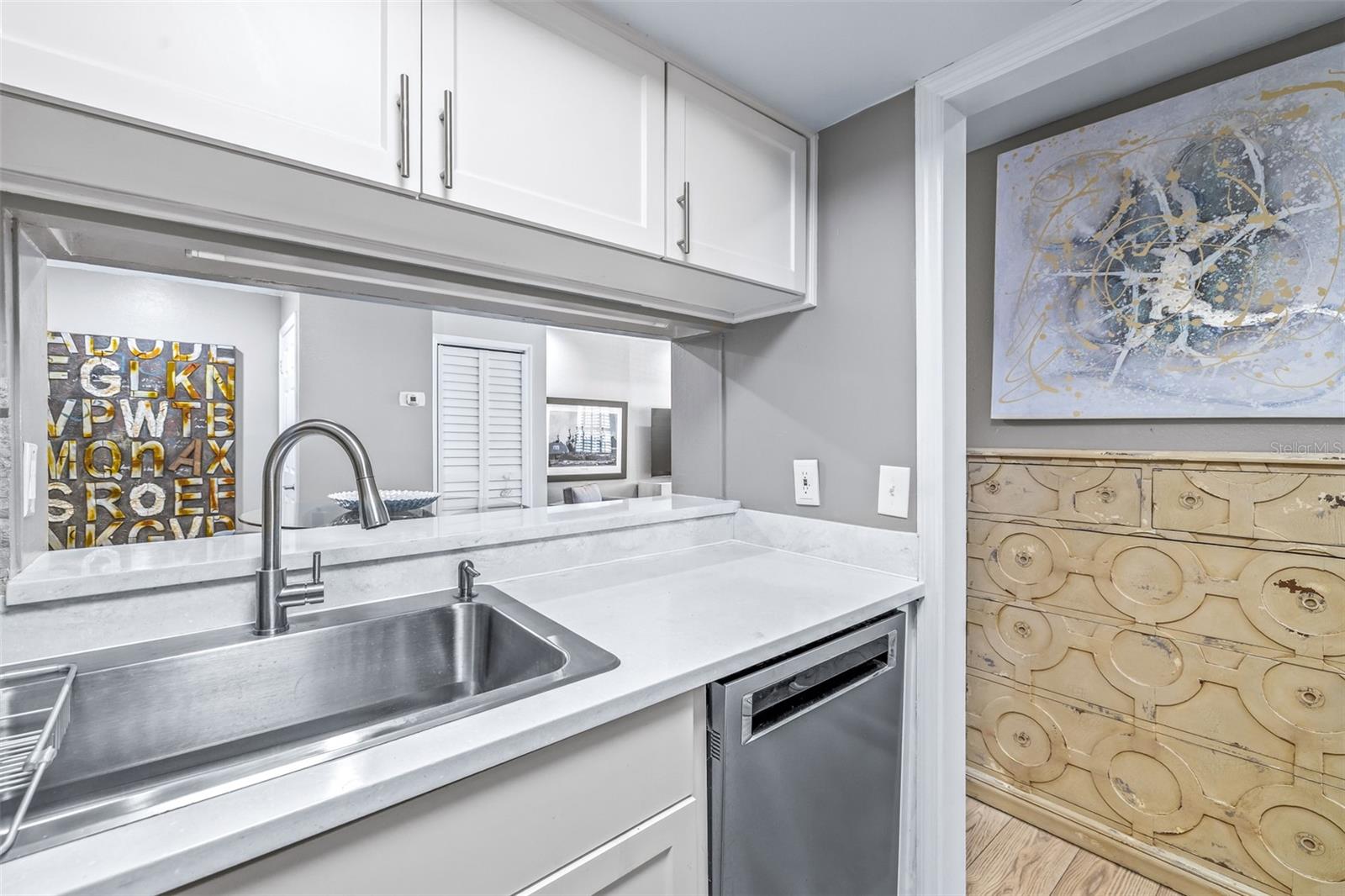 Image 15 of 29 For 4405 Fair Oaks Avenue 11