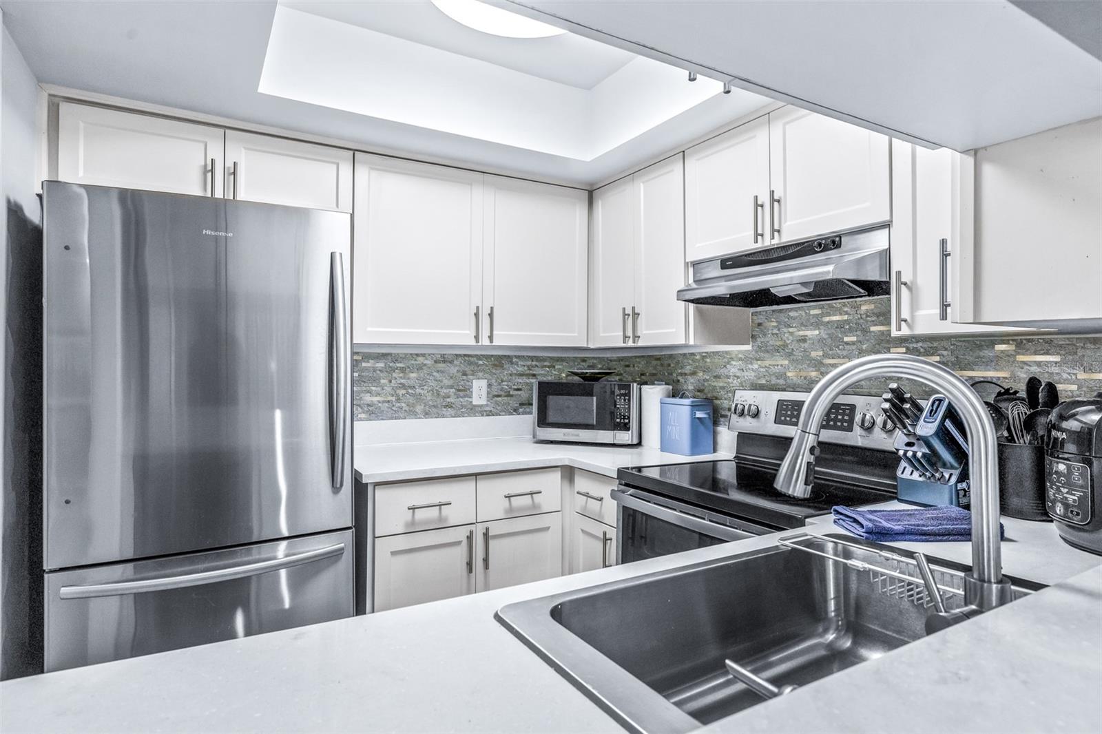 Image 16 of 29 For 4405 Fair Oaks Avenue 11