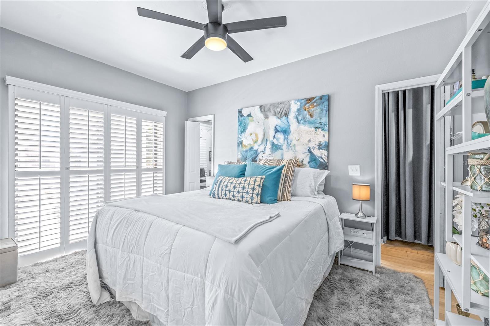 Image 17 of 29 For 4405 Fair Oaks Avenue 11