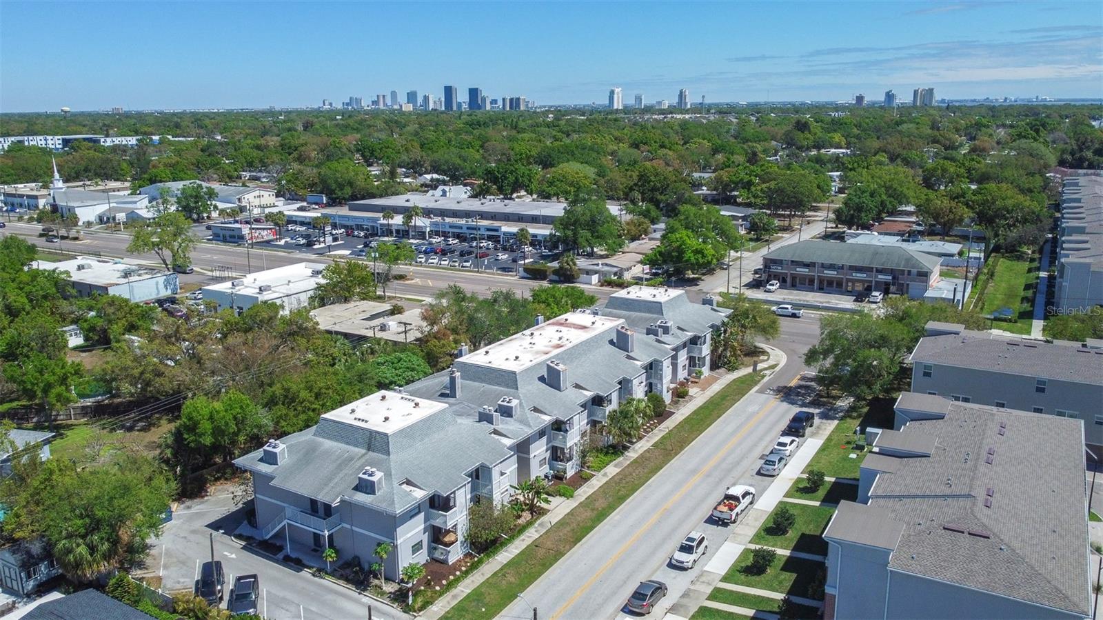 Image 28 of 29 For 4405 Fair Oaks Avenue 11