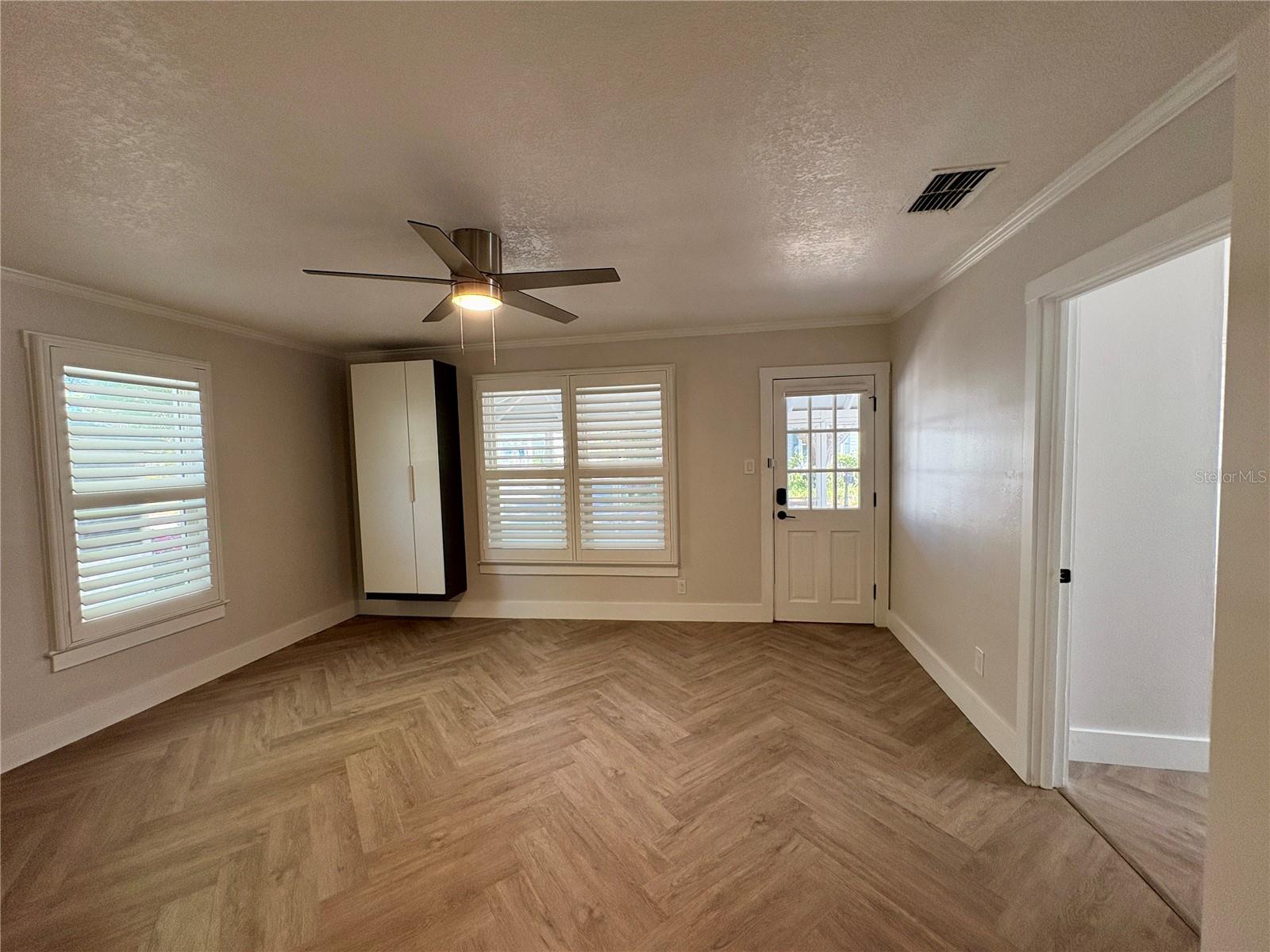 Image 12 of 27 For 244 Iron Age Street