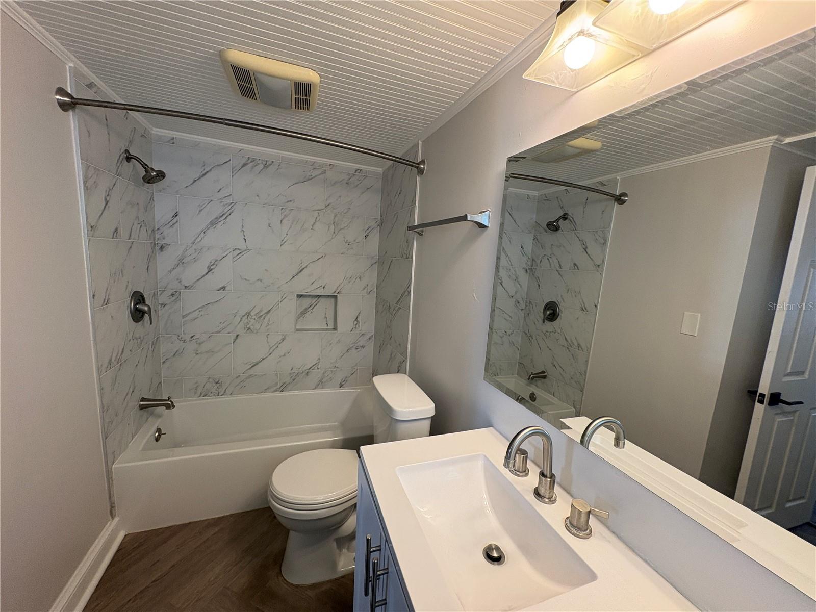 Image 15 of 27 For 244 Iron Age Street