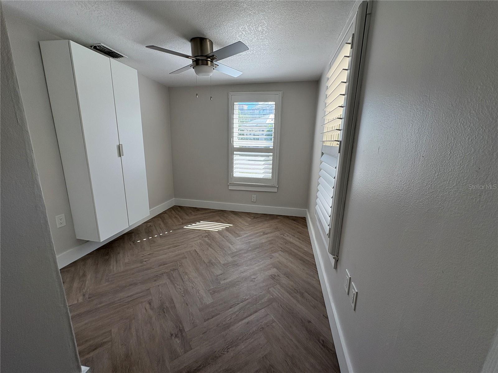 Image 16 of 27 For 244 Iron Age Street