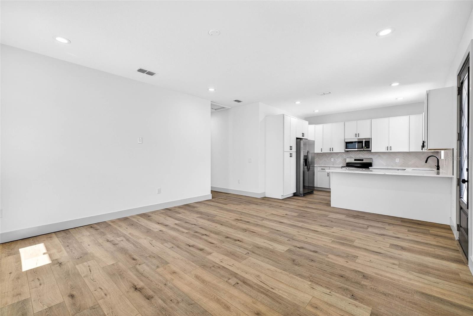 Image 10 of 36 For 1145 29th Street S