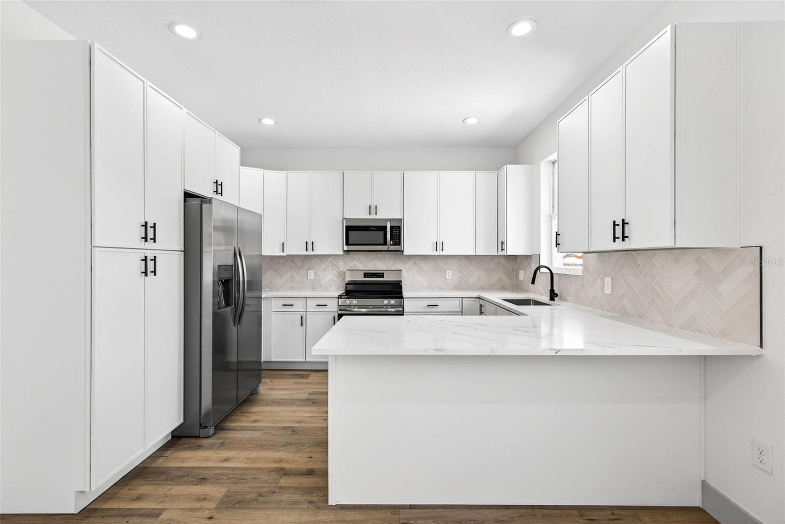 Image 12 of 36 For 1145 29th Street S