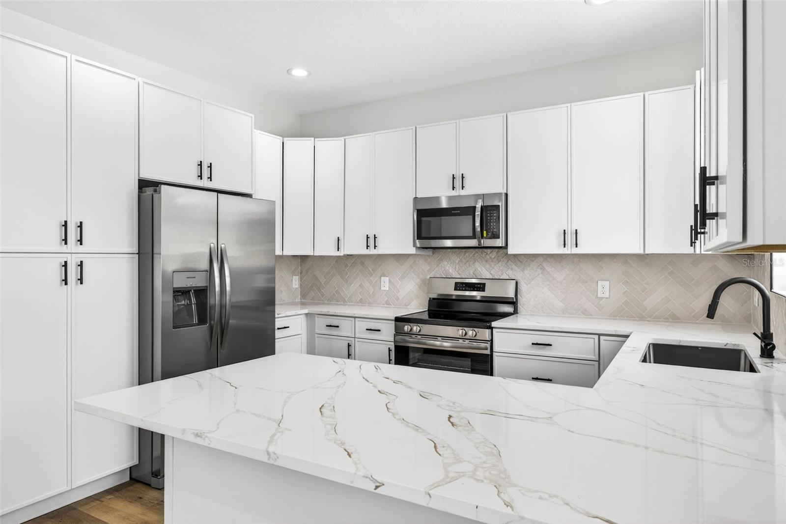 Image 14 of 36 For 1145 29th Street S