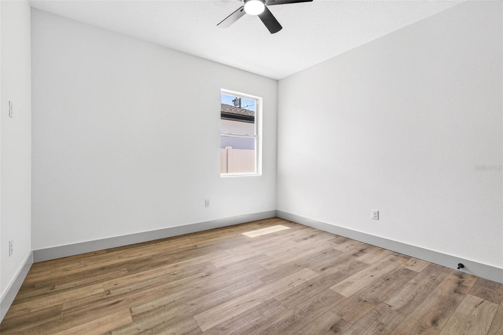 Image 18 of 36 For 1145 29th Street S