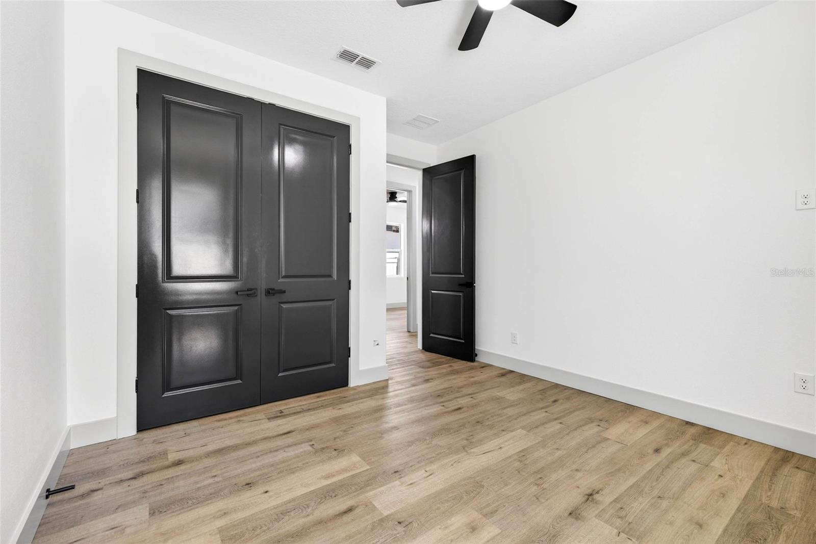 Image 20 of 36 For 1145 29th Street S