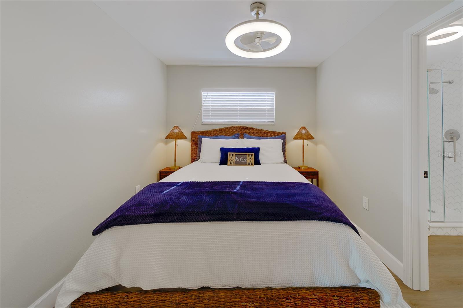 Image 23 of 77 For 6403 Lonnie Lee Lane