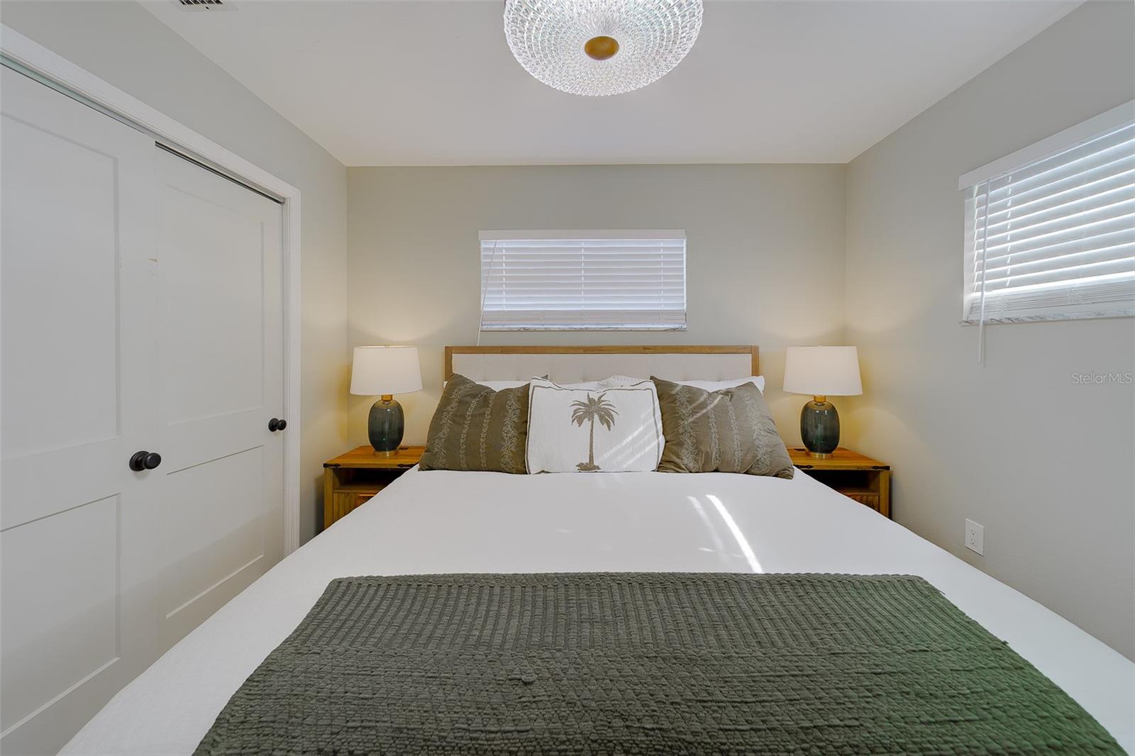 Image 28 of 77 For 6403 Lonnie Lee Lane