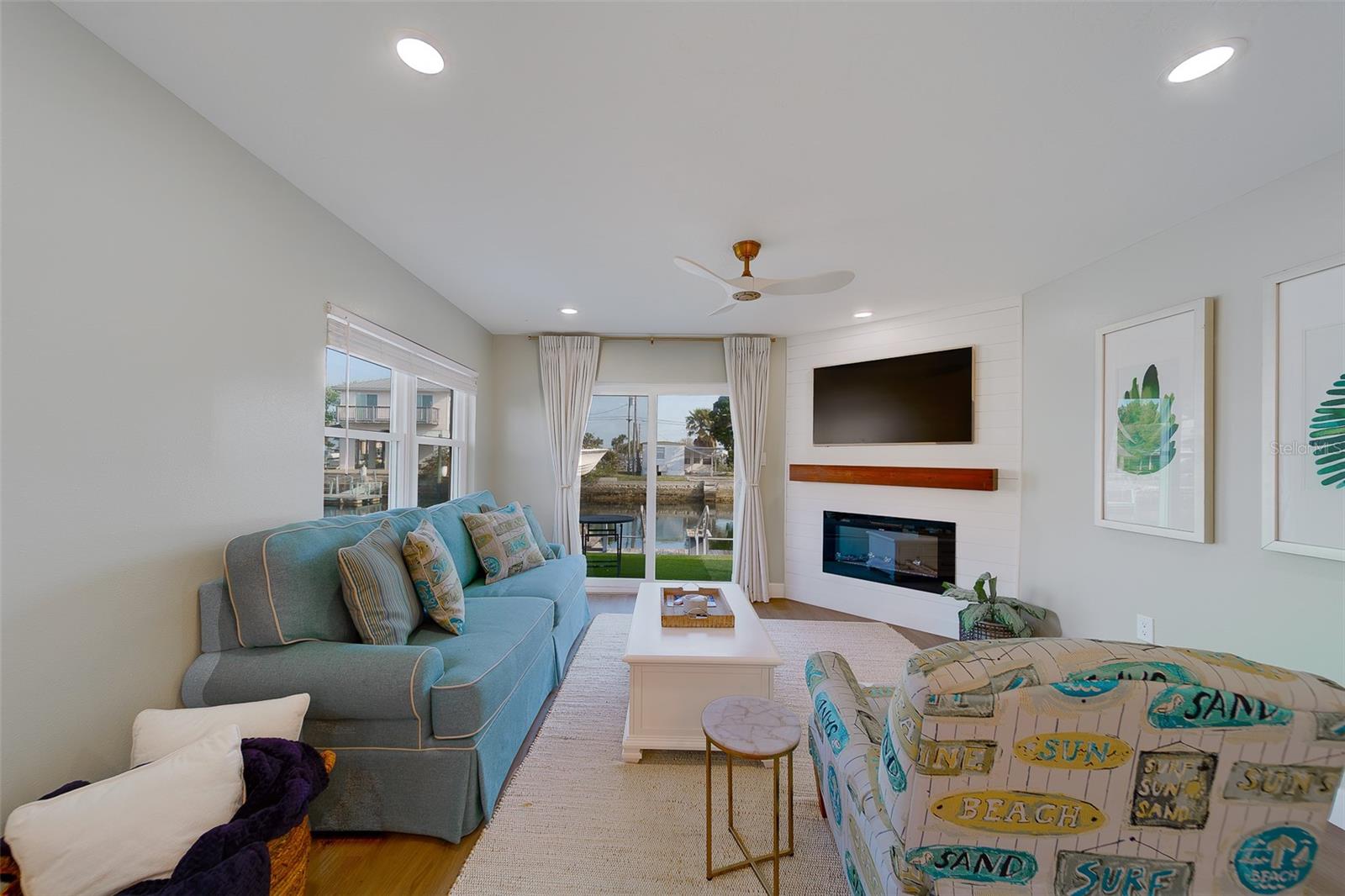 Image 3 of 77 For 6403 Lonnie Lee Lane