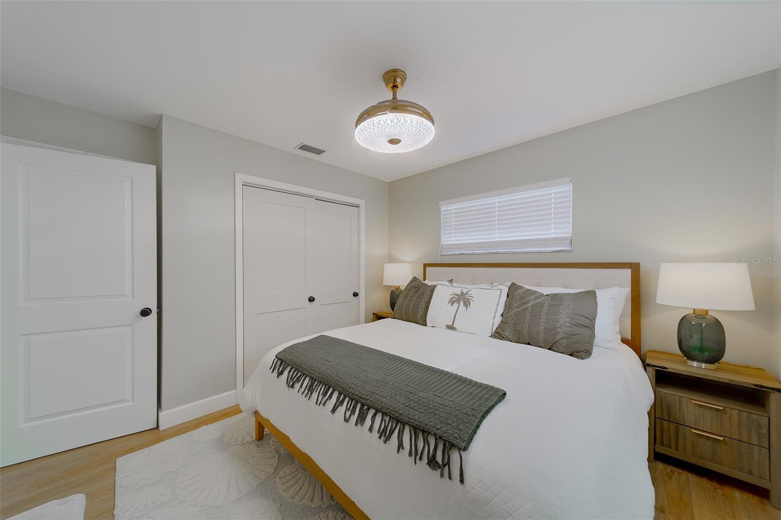 Image 30 of 77 For 6403 Lonnie Lee Lane