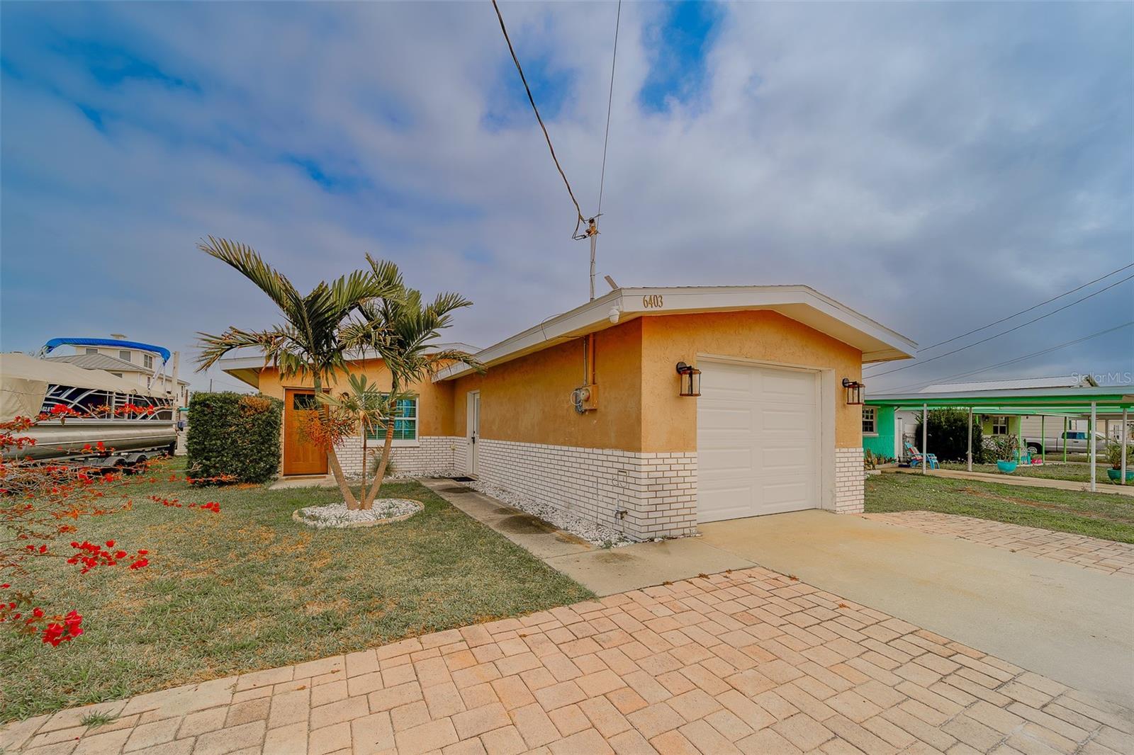 Image 53 of 77 For 6403 Lonnie Lee Lane