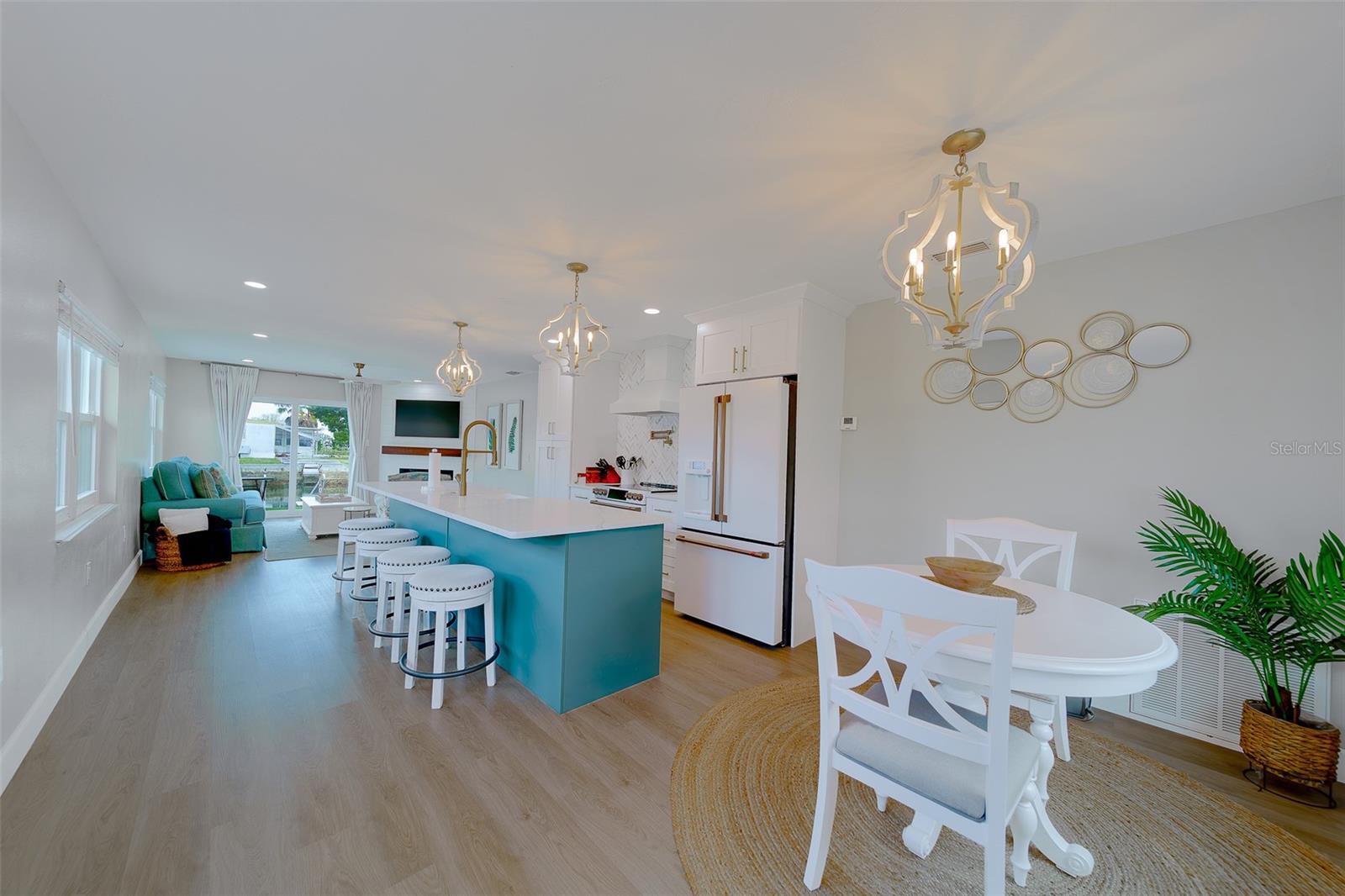 Image 9 of 77 For 6403 Lonnie Lee Lane