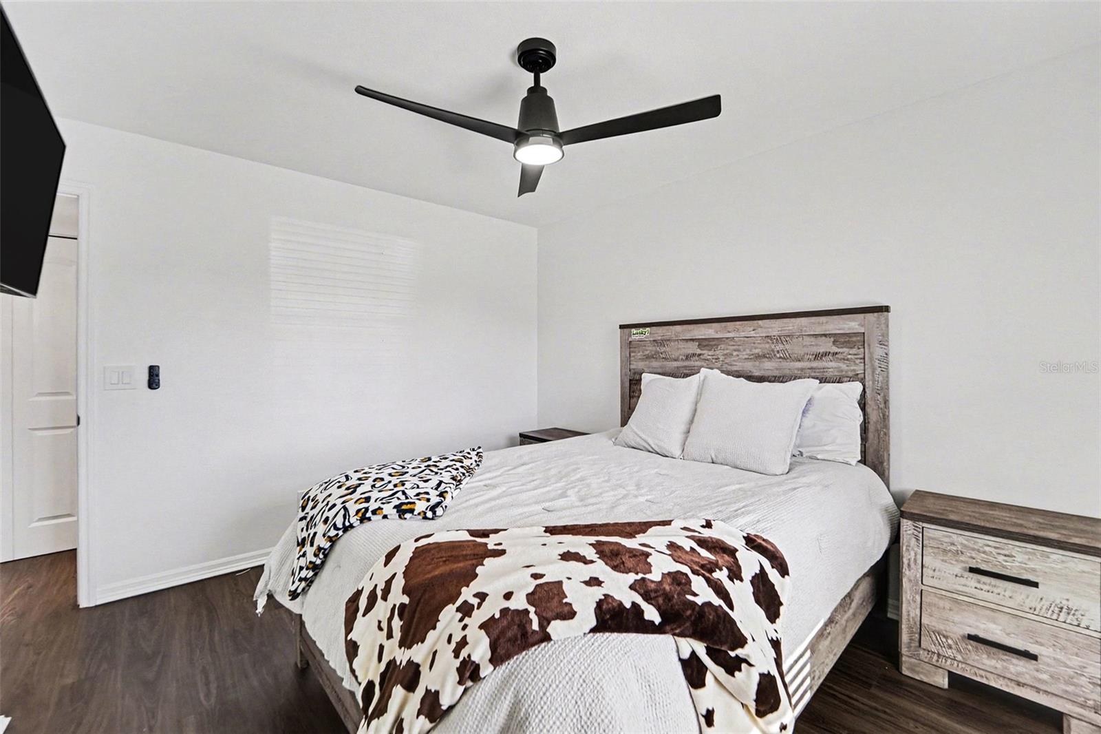 Image 15 of 36 For 5197 Silent Loop 121