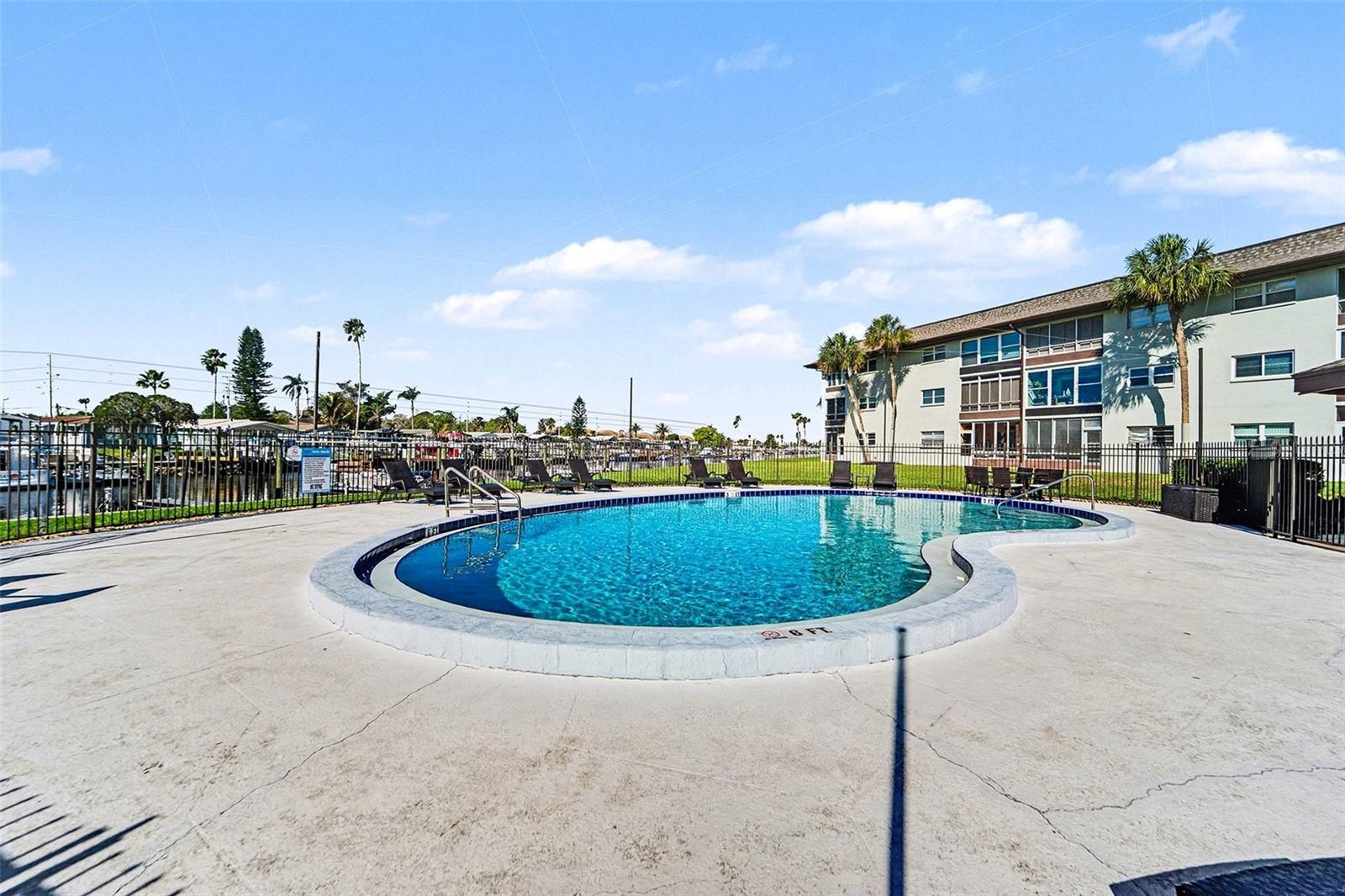 Image 24 of 36 For 5197 Silent Loop 121