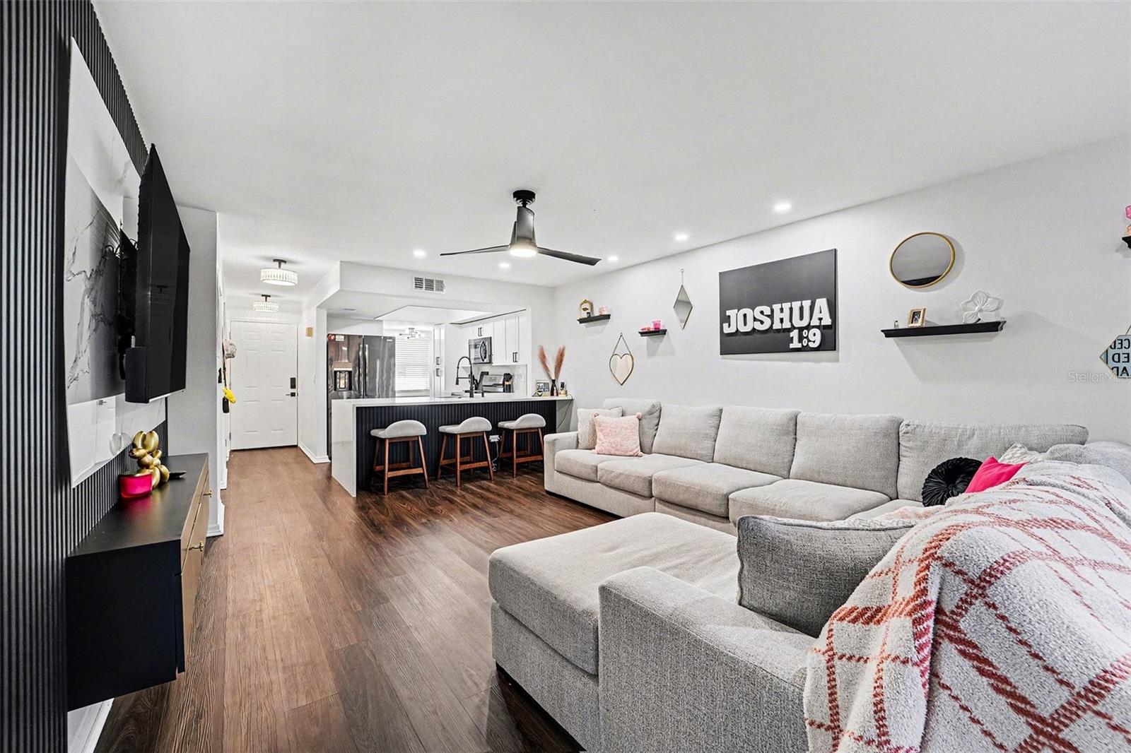 Image 4 of 36 For 5197 Silent Loop 121