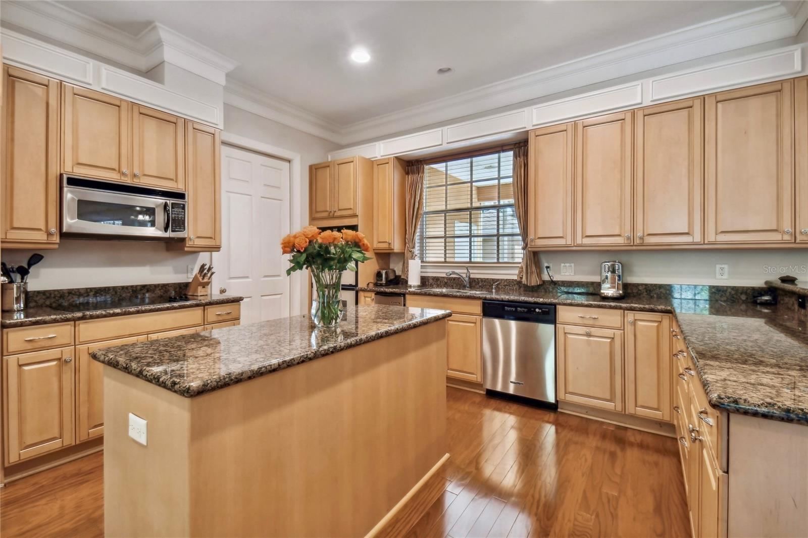 Image 16 of 37 For 17011 Candeleda De Avila