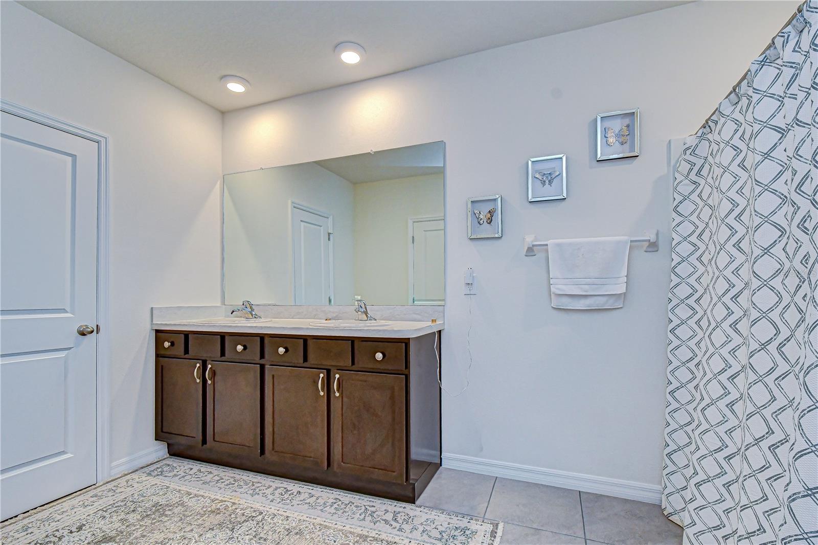 Image 24 of 45 For 15982 Weathered Windmill Terrace