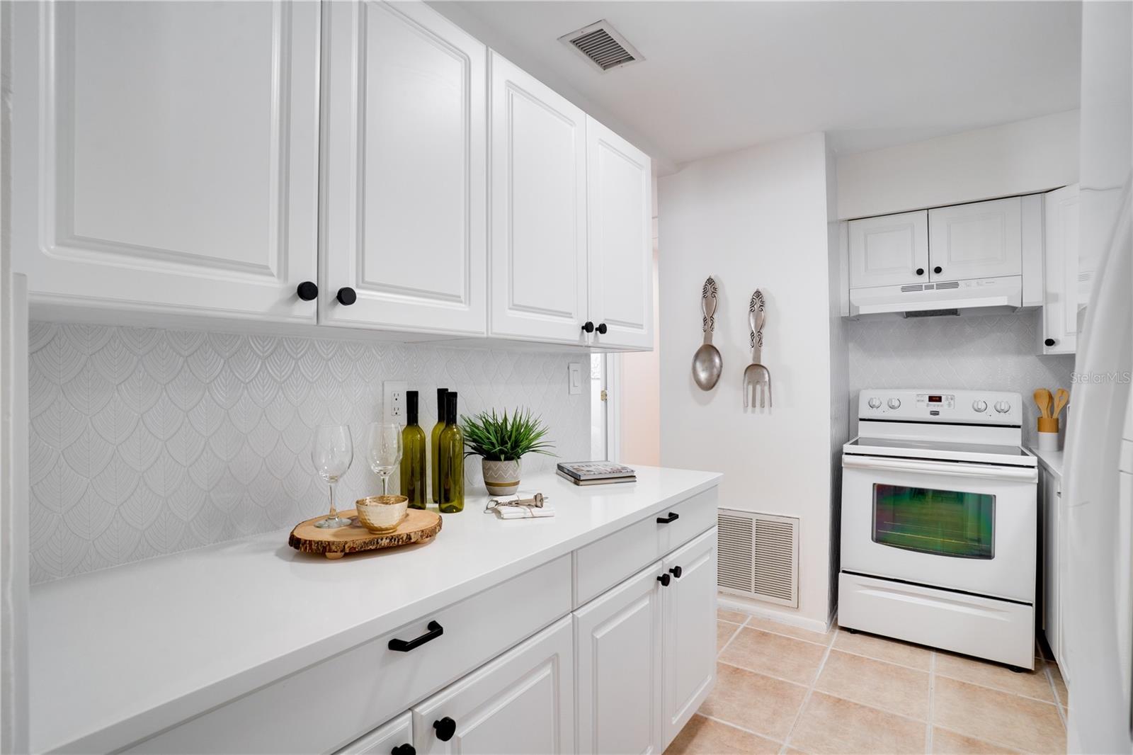 Image 11 of 38 For 4400 67th Avenue N