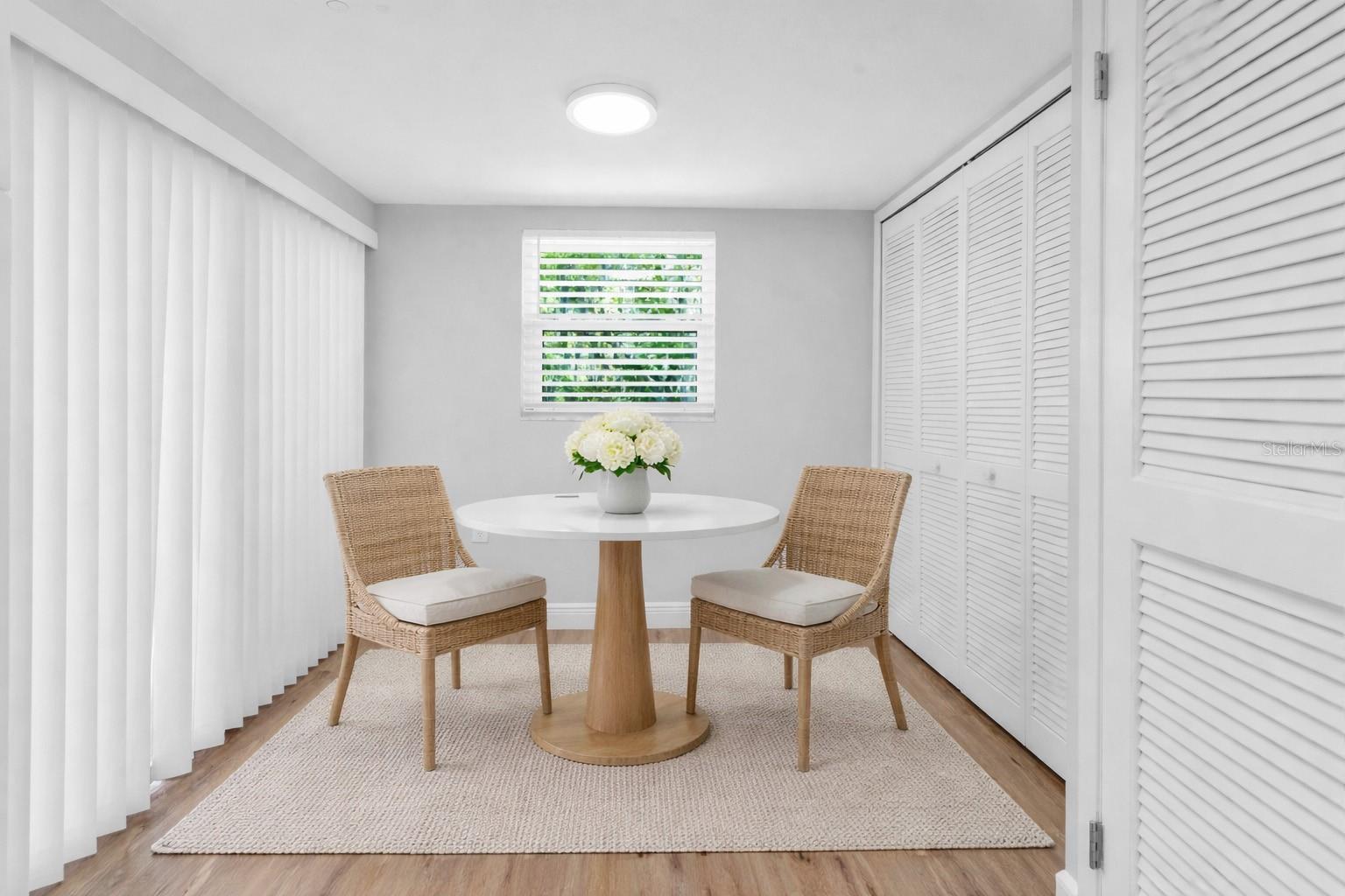 Image 19 of 48 For 600 Woodlands Drive